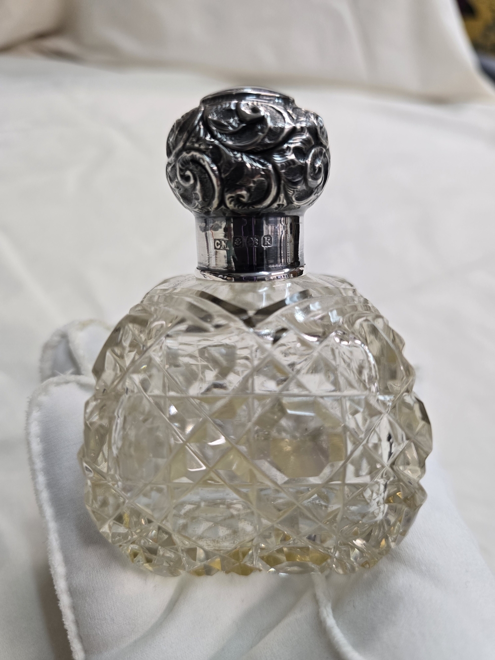 1905 Vintage Sterling Floral Collar & Crystal Glass Perfume Bottle